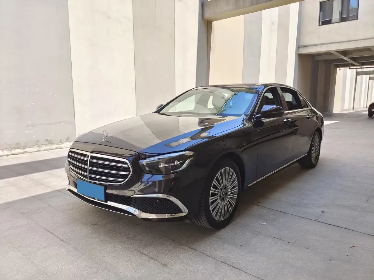 2022 Mercedes-Benz E Class 2.0T 258HP L4 9AT,autocango,china used car exporter,china ev exporter,chinese used car exporter,chinese used ev exporter
