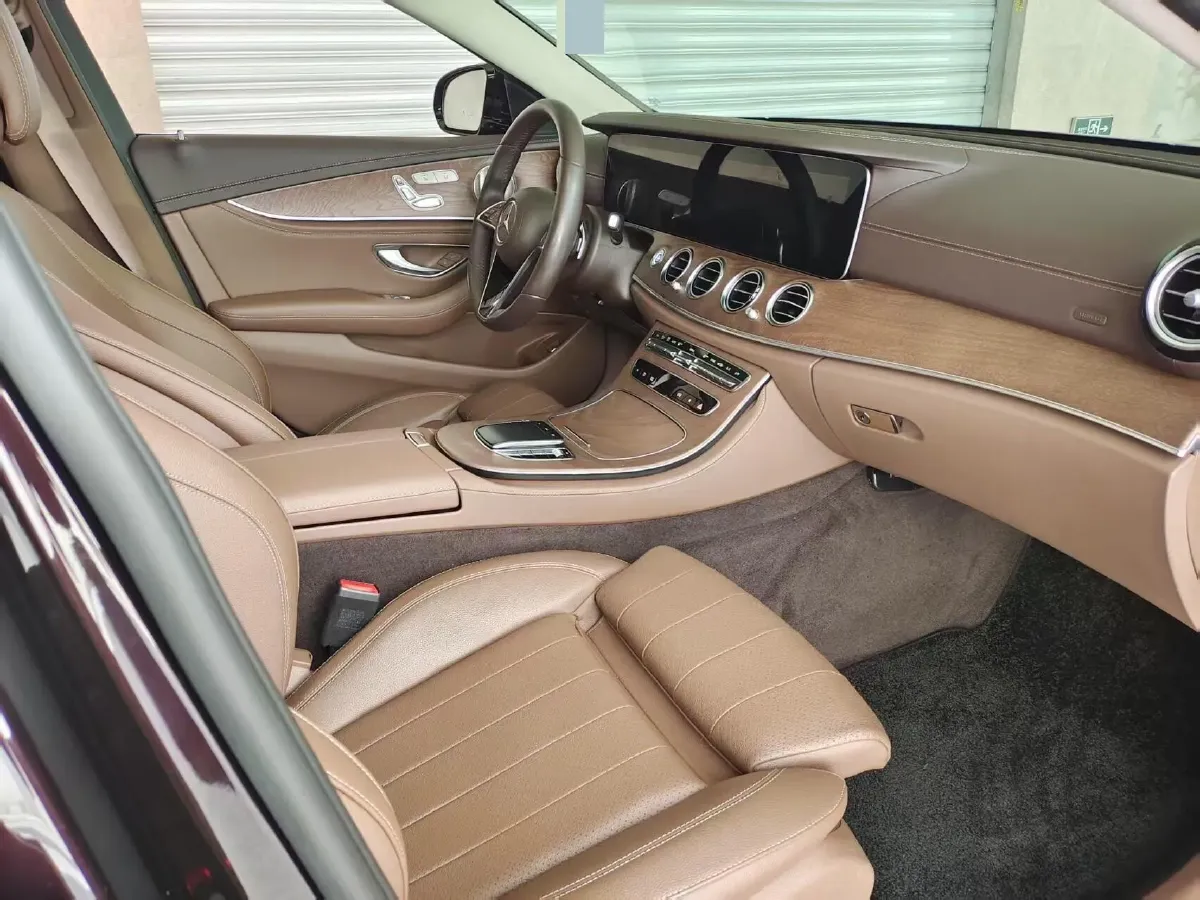 2022 Mercedes-Benz E Class 2.0T 258HP L4 9AT,autocango,china used car exporter,china ev exporter,chinese used car exporter,chinese used ev exporter
