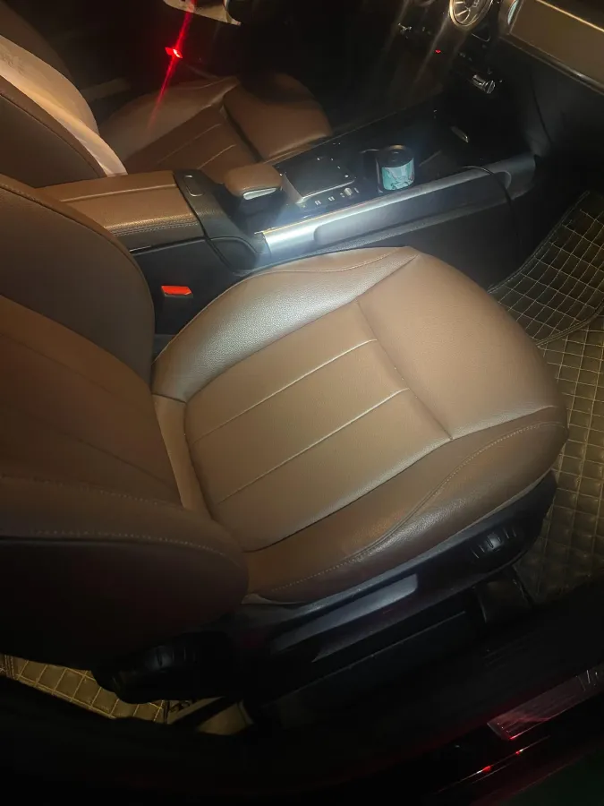 2022 Mercedes-Benz GLB Class 2.0T 190HP L4 8DCT,autocango,china used car exporter,china ev exporter,chinese used car exporter,chinese used ev exporter