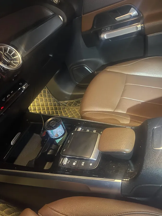 2022 Mercedes-Benz GLB Class 2.0T 190HP L4 8DCT,autocango,china used car exporter,china ev exporter,chinese used car exporter,chinese used ev exporter