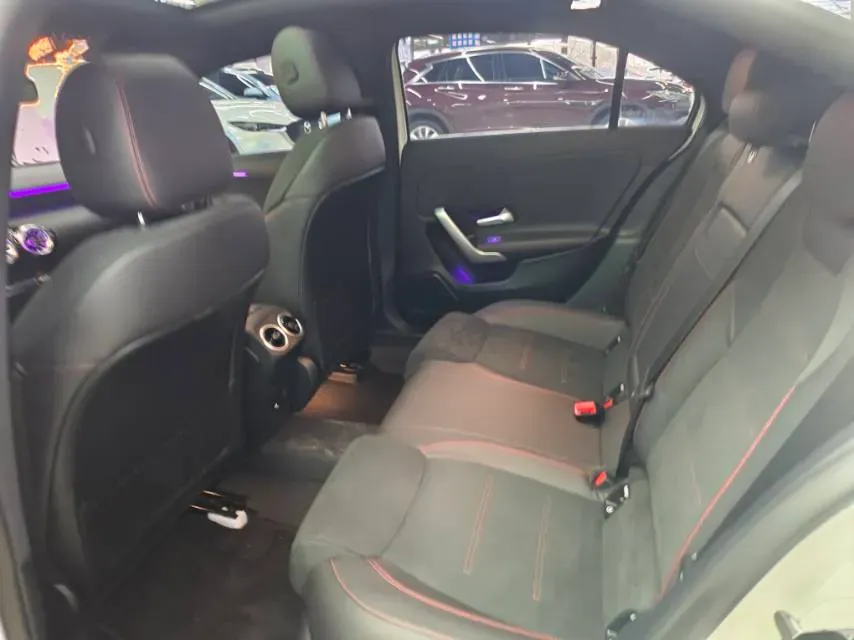 2025 Mercedes-Benz A Class 1.3T 163HP L4 7DCT,autocango,china used car exporter,china ev exporter,chinese used car exporter,chinese used ev exporter