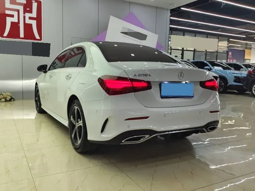 2025 Mercedes-Benz A Class 1.3T 163HP L4 7DCT,autocango,china used car exporter,china ev exporter,chinese used car exporter,chinese used ev exporter