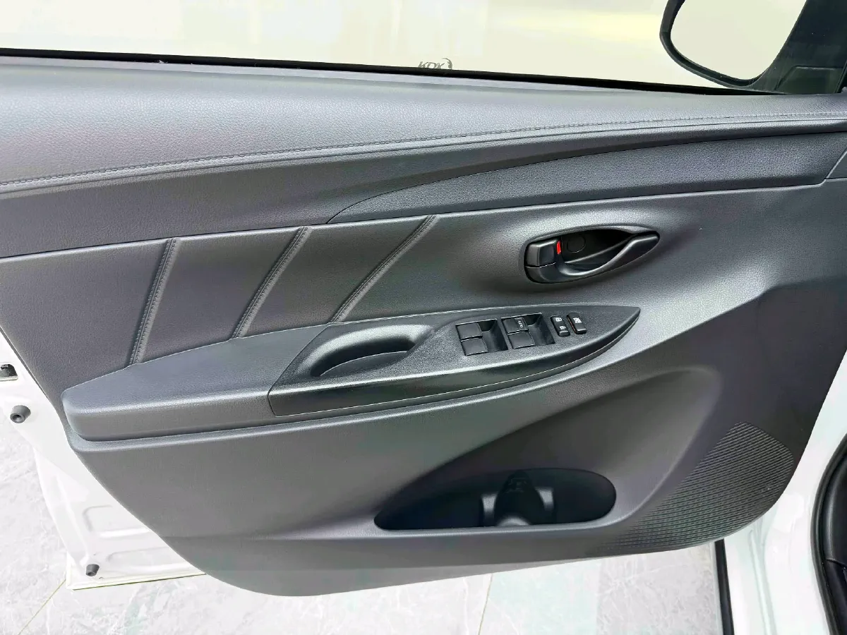 2022 Toyota Yaris L 1.5L 112HP L4 CVT,autocango,china used car exporter,china ev exporter,chinese used car exporter,chinese used ev exporter