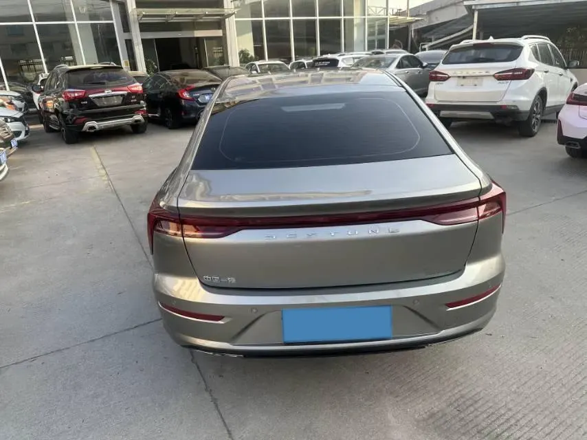 2021 Bestune B70 1.5T 169HP L4 7DCT,autocango,china used car exporter,china ev exporter,chinese used car exporter,chinese used ev exporter