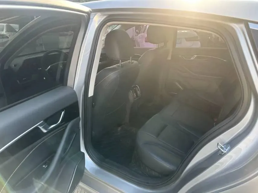 2021 Bestune B70 1.5T 169HP L4 7DCT,autocango,china used car exporter,china ev exporter,chinese used car exporter,chinese used ev exporter