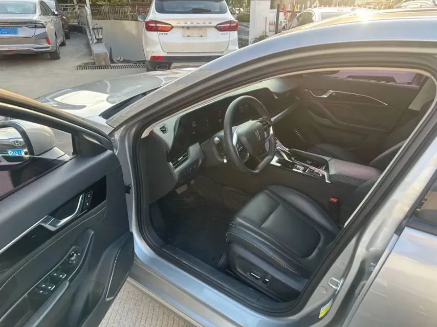 2021 Bestune B70 1.5T 169HP L4 7DCT,autocango,china used car exporter,china ev exporter,chinese used car exporter,chinese used ev exporter