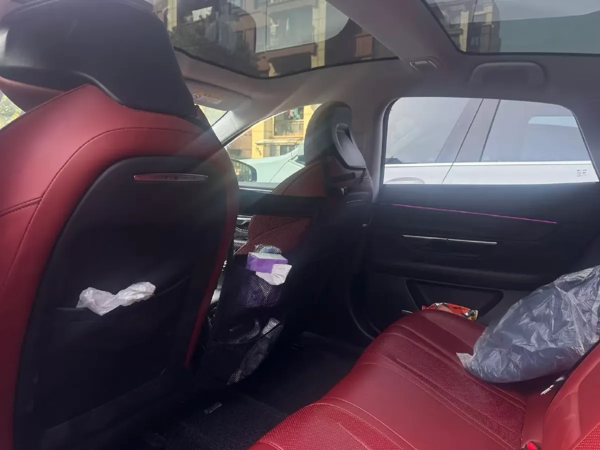 2020 Xpeng P7 BEV 70.8KWH,autocango,china used car exporter,china ev exporter,chinese used car exporter,chinese used ev exporter