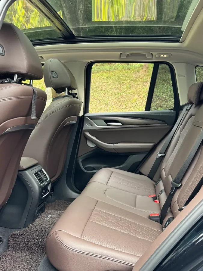 2023 BMW X3 2.0T 245HP L4 8AT,autocango,china used car exporter,china ev exporter,chinese used car exporter,chinese used ev exporter