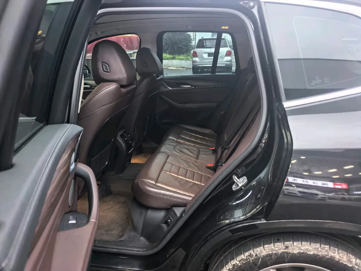 2021 BMW X3 2.0T 224HP L4 8AT,autocango,china used car exporter,china ev exporter,chinese used car exporter,chinese used ev exporter