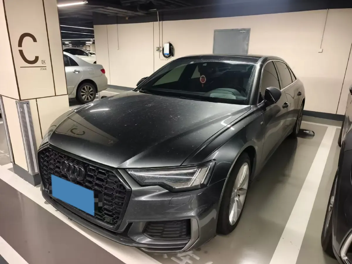 2020 Audi A6L 2.0T 224HP L4 7DCT,autocango,china used car exporter,china ev exporter,chinese used car exporter,chinese used ev exporter