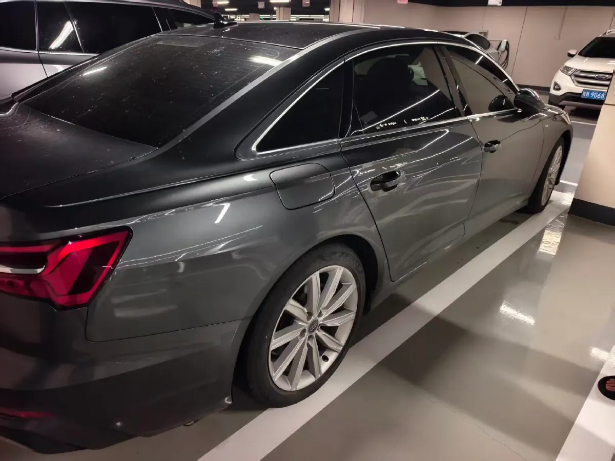 2020 Audi A6L 2.0T 224HP L4 7DCT,autocango,china used car exporter,china ev exporter,chinese used car exporter,chinese used ev exporter