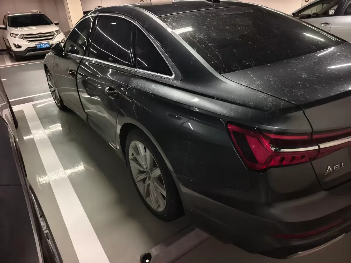 2020 Audi A6L 2.0T 224HP L4 7DCT,autocango,china used car exporter,china ev exporter,chinese used car exporter,chinese used ev exporter