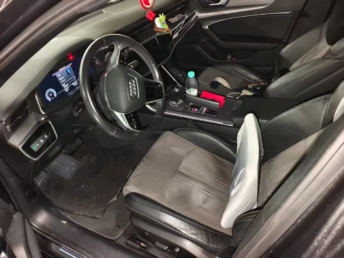 2020 Audi A6L 2.0T 224HP L4 7DCT,autocango,china used car exporter,china ev exporter,chinese used car exporter,chinese used ev exporter