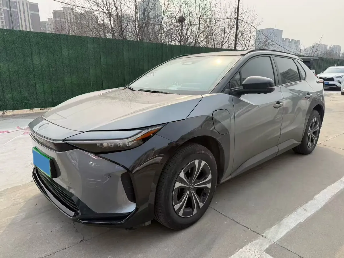 2022 Toyota bZ4X BEV 66.7KWH,autocango,china used car exporter,china ev exporter,chinese used car exporter,chinese used ev exporter