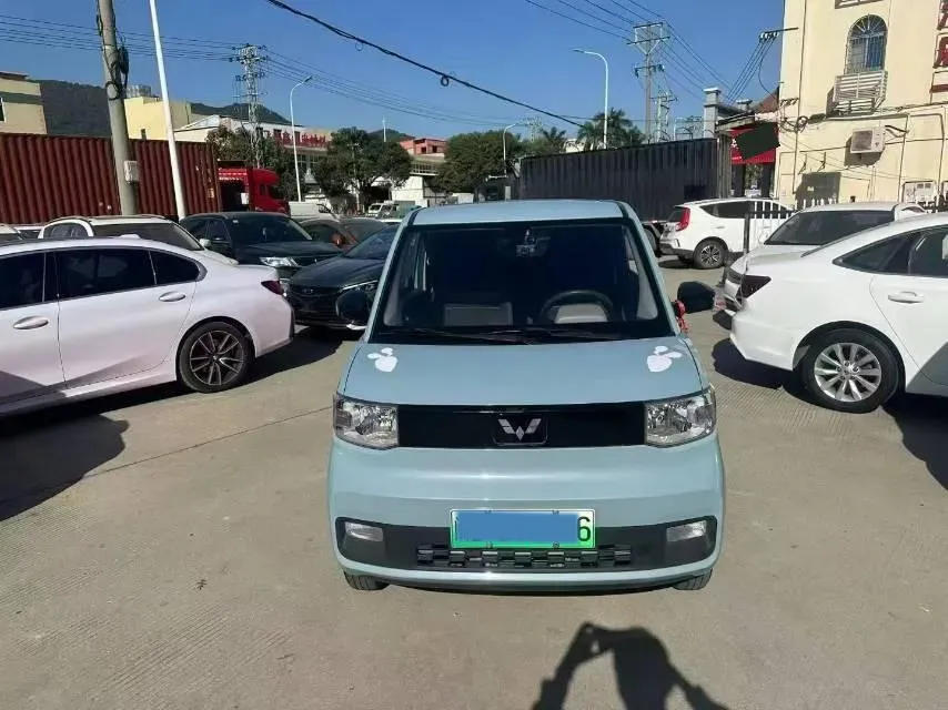 2022 WuLing HongGuang MINI EV BEV 9.3KWH,autocango,china used car exporter,china ev exporter,chinese used car exporter,chinese used ev exporter
