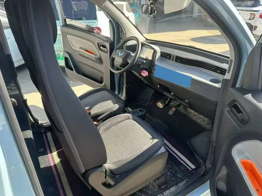 2022 WuLing HongGuang MINI EV BEV 9.3KWH,autocango,china used car exporter,china ev exporter,chinese used car exporter,chinese used ev exporter