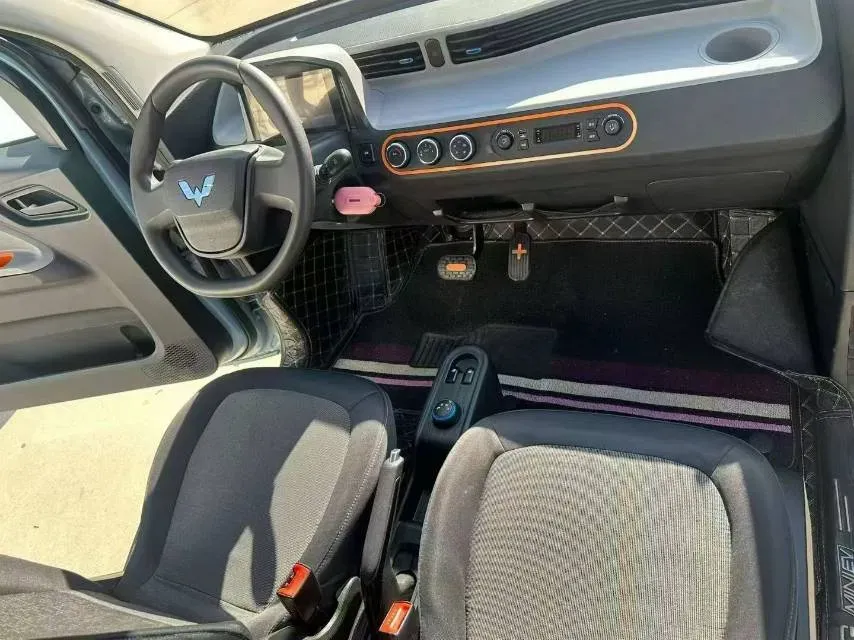2022 WuLing HongGuang MINI EV BEV 9.3KWH,autocango,china used car exporter,china ev exporter,chinese used car exporter,chinese used ev exporter