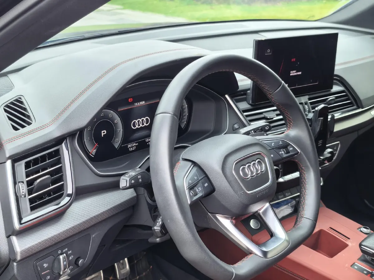 2024 Audi Q5L 2.0T 245HP L4 7DCT,autocango,china used car exporter,china ev exporter,chinese used car exporter,chinese used ev exporter