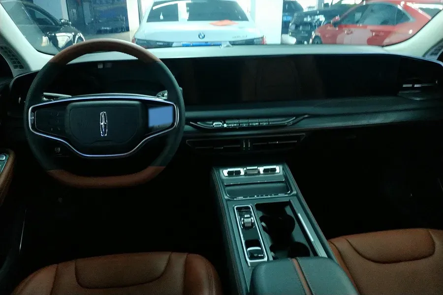 2022 Lincoln Z 2.0T 246HP L4 8AT,autocango,china used car exporter,china ev exporter,chinese used car exporter,chinese used ev exporter