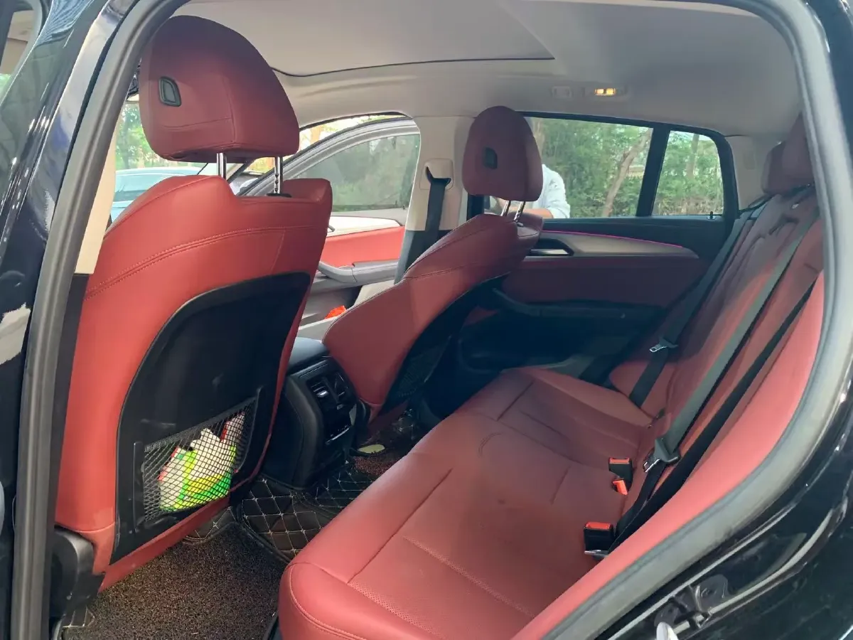 2022 BMW X4 2.0T 245HP L4 8AT,autocango,china used car exporter,china ev exporter,chinese used car exporter,chinese used ev exporter