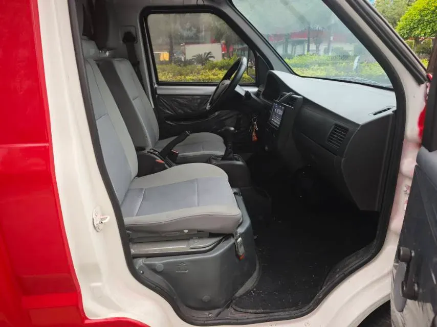 2020 WuLing HongGuang Plus 1.5L 99HP L4 6MT,autocango,china used car exporter,china ev exporter,chinese used car exporter,chinese used ev exporter