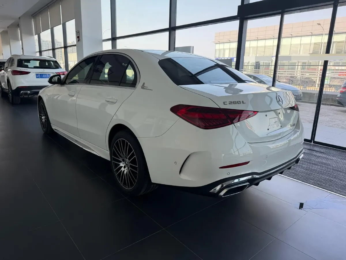 2024 Mercedes-Benz C Class 1.5T 204HP L4 9AT,autocango,china used car exporter,china ev exporter,chinese used car exporter,chinese used ev exporter