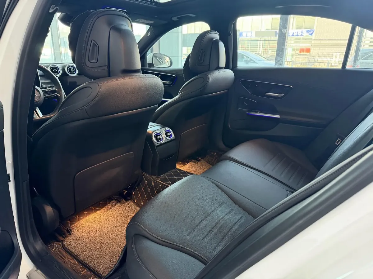 2024 Mercedes-Benz C Class 1.5T 204HP L4 9AT,autocango,china used car exporter,china ev exporter,chinese used car exporter,chinese used ev exporter