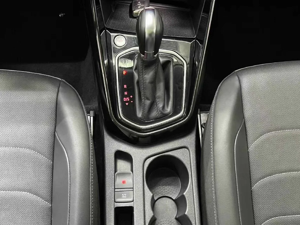 2022 Jetta VS7 1.4T 150HP L4 6AT,autocango,china used car exporter,china ev exporter,chinese used car exporter,chinese used ev exporter