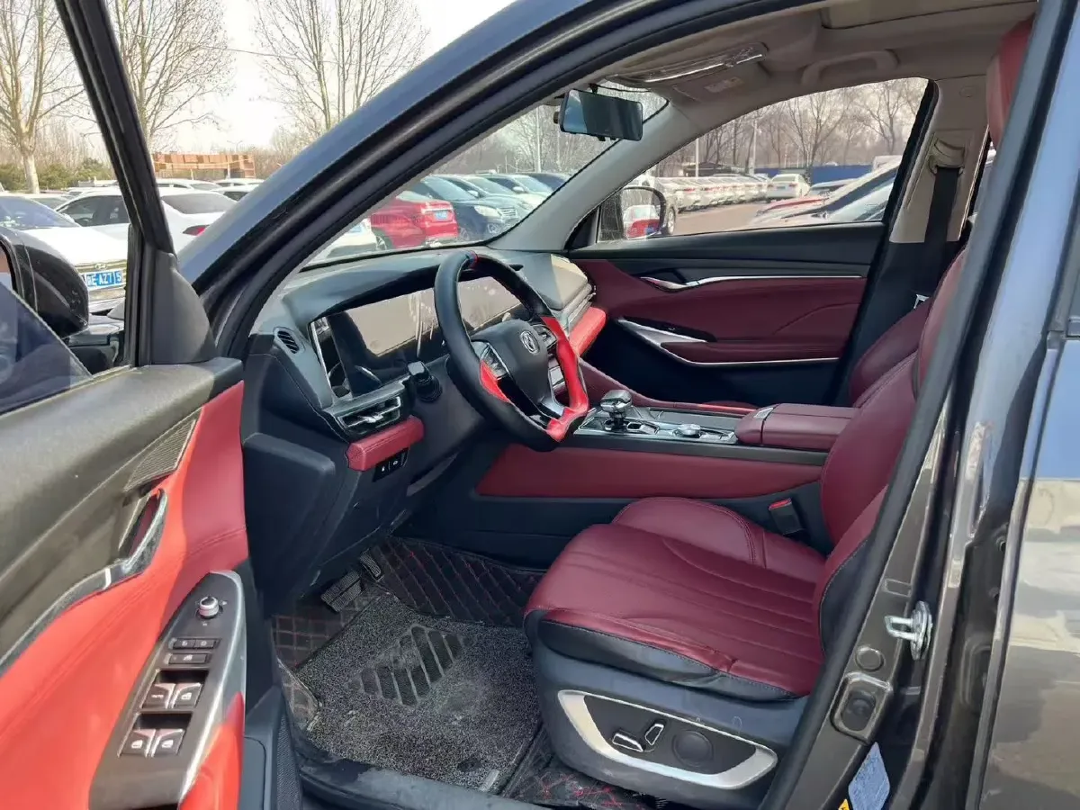 2021 ChangAn CS75 Plus 1.5T 178HP L4 6AT,autocango,china used car exporter,china ev exporter,chinese used car exporter,chinese used ev exporter