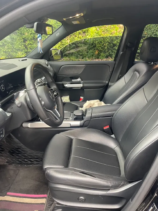 2022 Mercedes-Benz GLB Class 1.3T 163HP L4 7DCT,autocango,china used car exporter,china ev exporter,chinese used car exporter,chinese used ev exporter