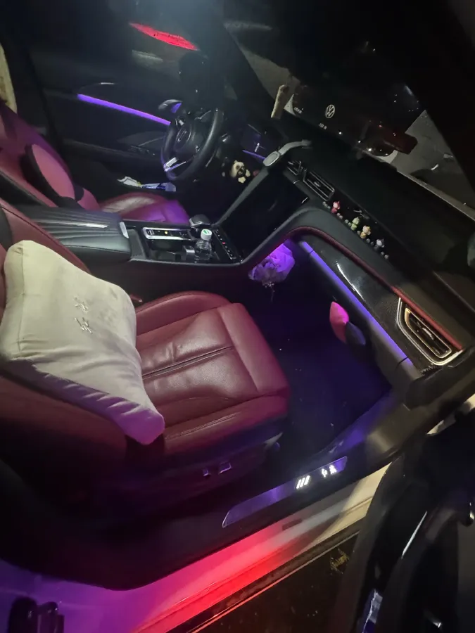 2023 HongQi H6 2.0T 252HP L4 8AT,autocango,china used car exporter,china ev exporter,chinese used car exporter,chinese used ev exporter