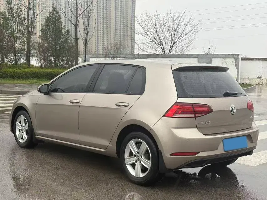 2018 Volkswagen Golf 1.6L 110HP L4 6AT,autocango,china used car exporter,china ev exporter,chinese used car exporter,chinese used ev exporter