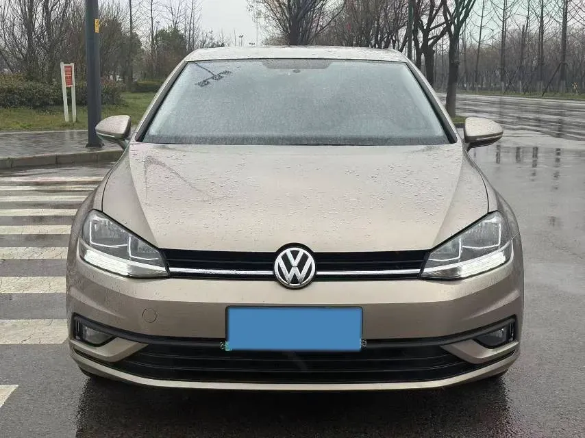 2018 Volkswagen Golf 1.6L 110HP L4 6AT,autocango,china used car exporter,china ev exporter,chinese used car exporter,chinese used ev exporter