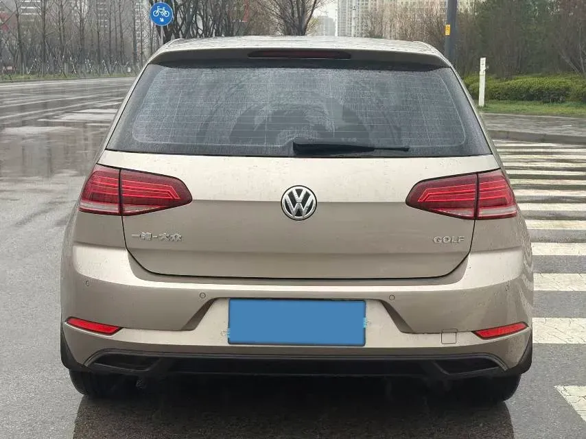 2018 Volkswagen Golf 1.6L 110HP L4 6AT,autocango,china used car exporter,china ev exporter,chinese used car exporter,chinese used ev exporter