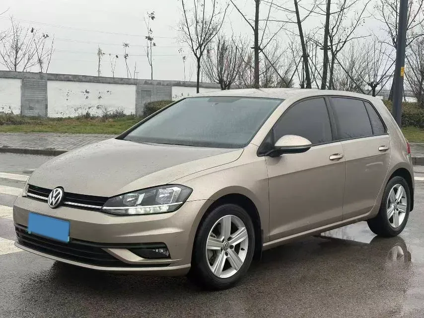 2018 Volkswagen Golf 1.6L 110HP L4 6AT,autocango,china used car exporter,china ev exporter,chinese used car exporter,chinese used ev exporter