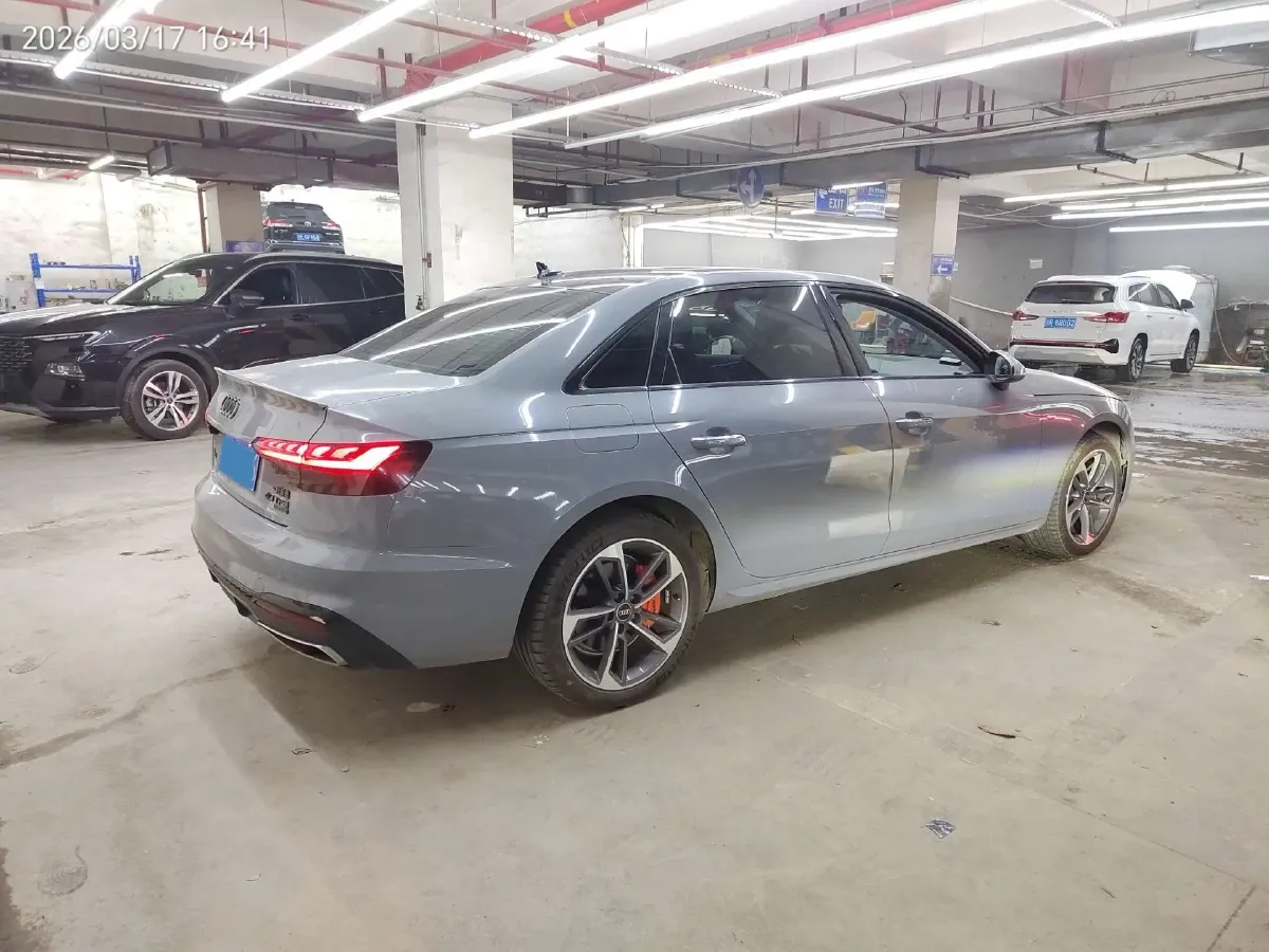 2023 Audi A4L 2.0T 190HP L4 7DCT,autocango,china used car exporter,china ev exporter,chinese used car exporter,chinese used ev exporter