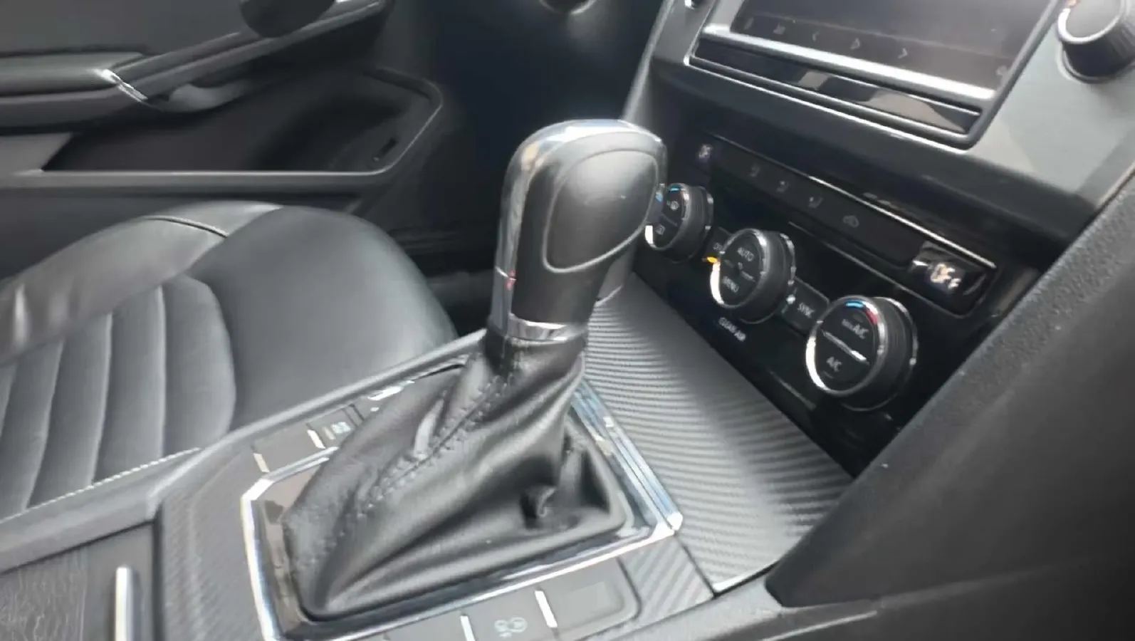 2017 Volkswagen Lamando 1.4T 150HP L4 7DCT,autocango,china used car exporter,china ev exporter,chinese used car exporter,chinese used ev exporter