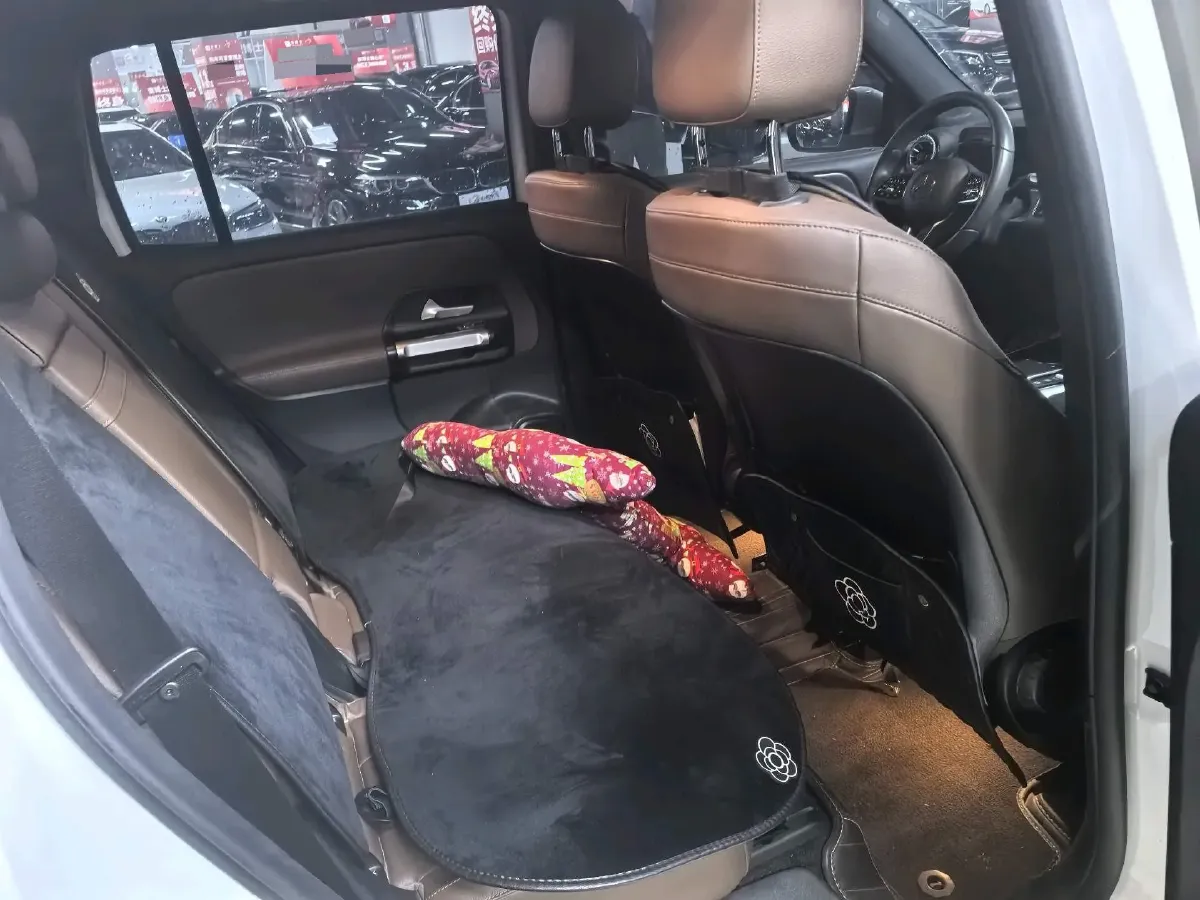 2022 Mercedes-Benz GLB Class 1.3T 163HP L4 7DCT,autocango,china used car exporter,china ev exporter,chinese used car exporter,chinese used ev exporter