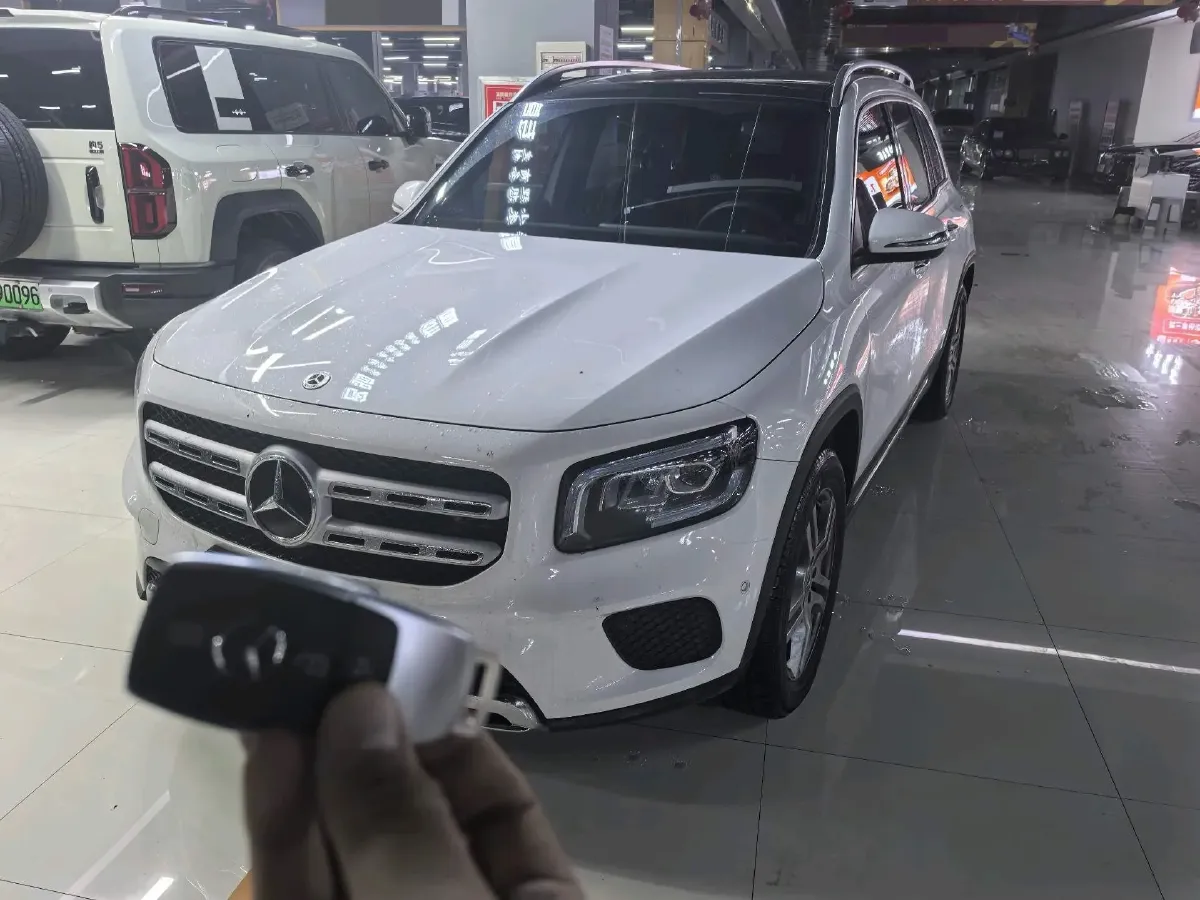 2022 Mercedes-Benz GLB Class 1.3T 163HP L4 7DCT,autocango,china used car exporter,china ev exporter,chinese used car exporter,chinese used ev exporter