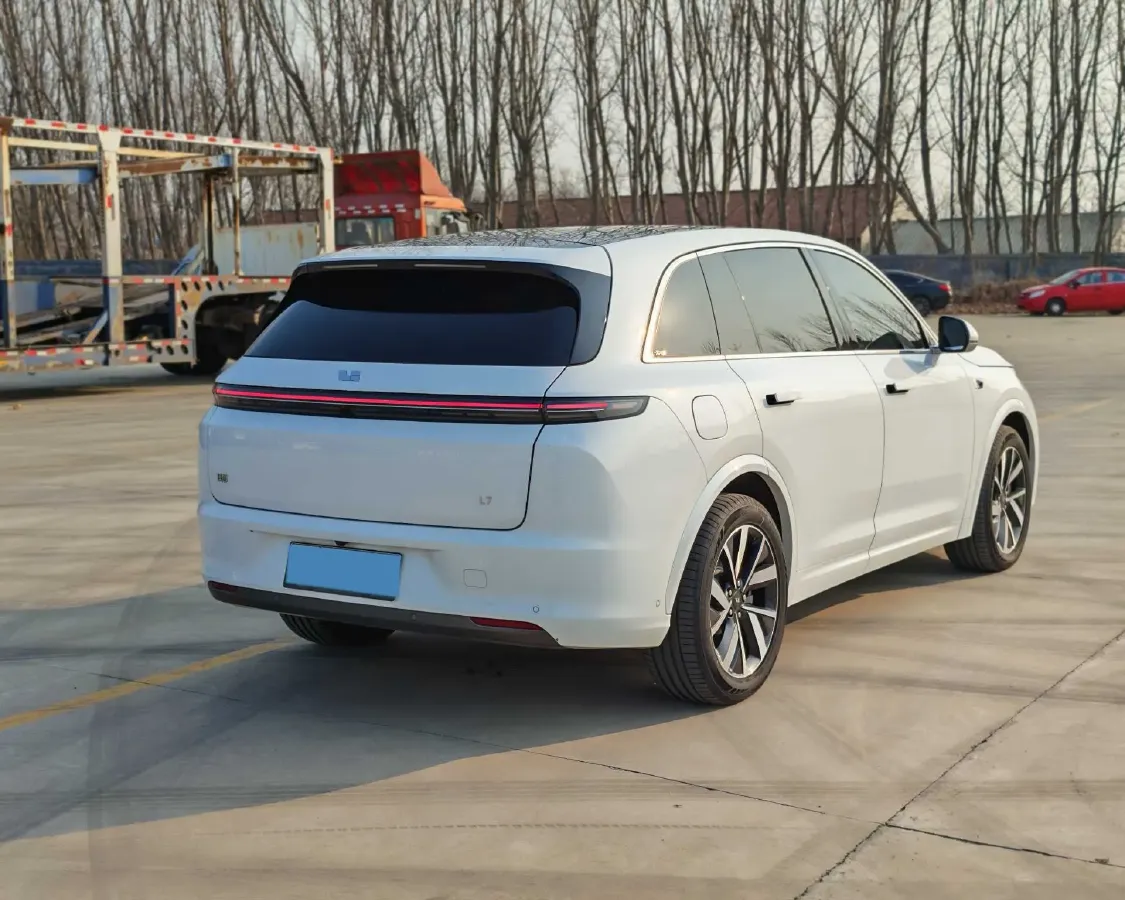 2023 Li L7 Range Extended 154HP REEV 40.9KWH,autocango,china used car exporter,china ev exporter,chinese used car exporter,chinese used ev exporter