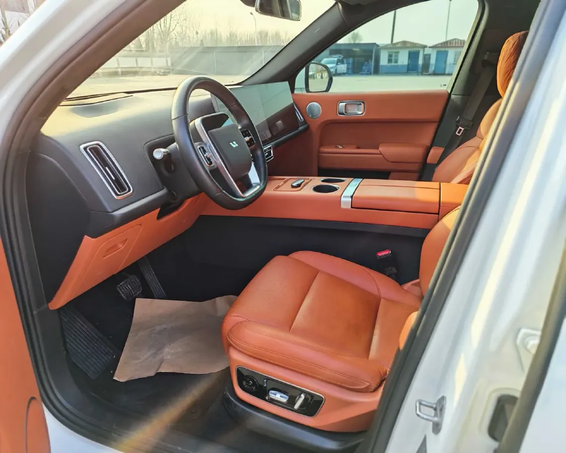 2023 Li L7 Range Extended 154HP REEV 40.9KWH,autocango,china used car exporter,china ev exporter,chinese used car exporter,chinese used ev exporter