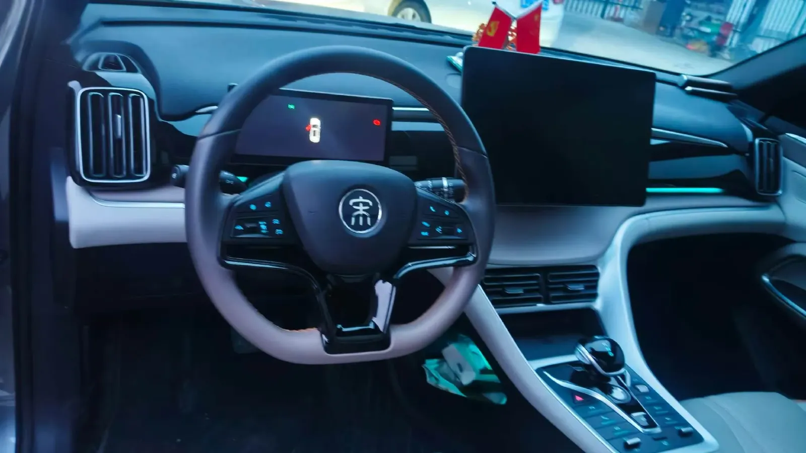 2024 BYD Song Pro 1.5L 110HP L4 E-CVT PHEV 18.3KWH,autocango,china used car exporter,china ev exporter,chinese used car exporter,chinese used ev exporter