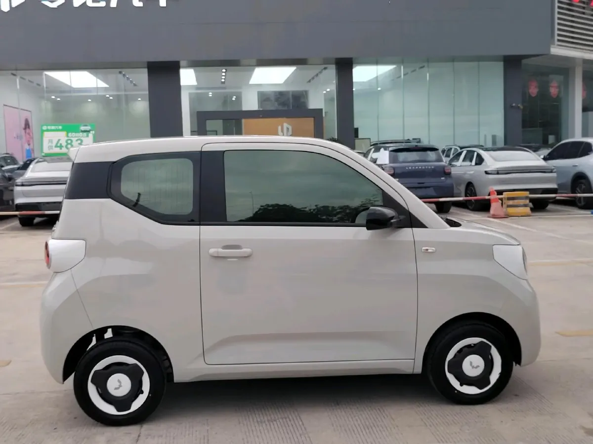 2024 WuLing HongGuang MINI EV BEV 17.3KWH,autocango,china used car exporter,china ev exporter,chinese used car exporter,chinese used ev exporter