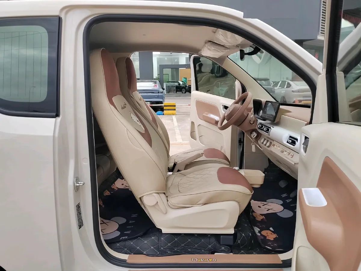 2024 WuLing HongGuang MINI EV BEV 17.3KWH,autocango,china used car exporter,china ev exporter,chinese used car exporter,chinese used ev exporter