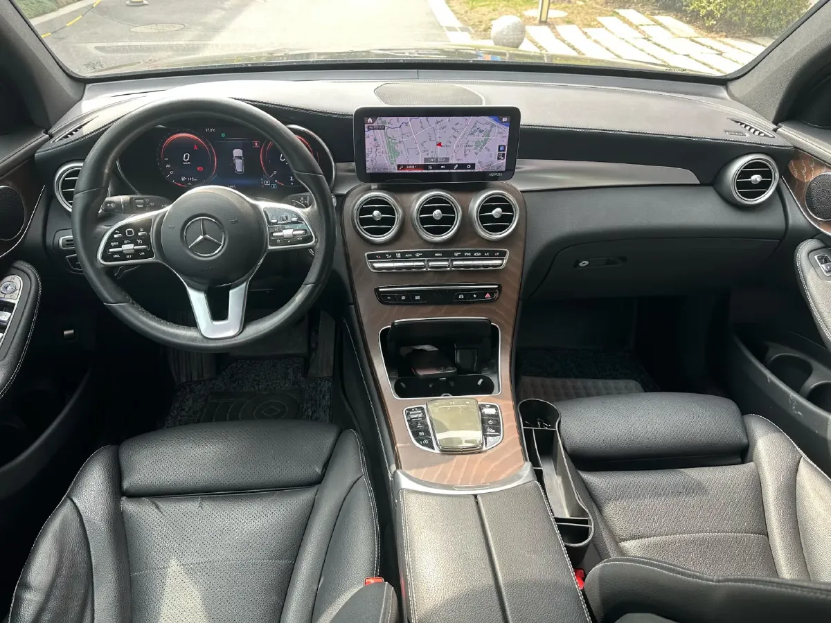 2020 Mercedes-Benz GLC Class 2.0T 258HP L4 9AT,autocango,china used car exporter,china ev exporter,chinese used car exporter,chinese used ev exporter