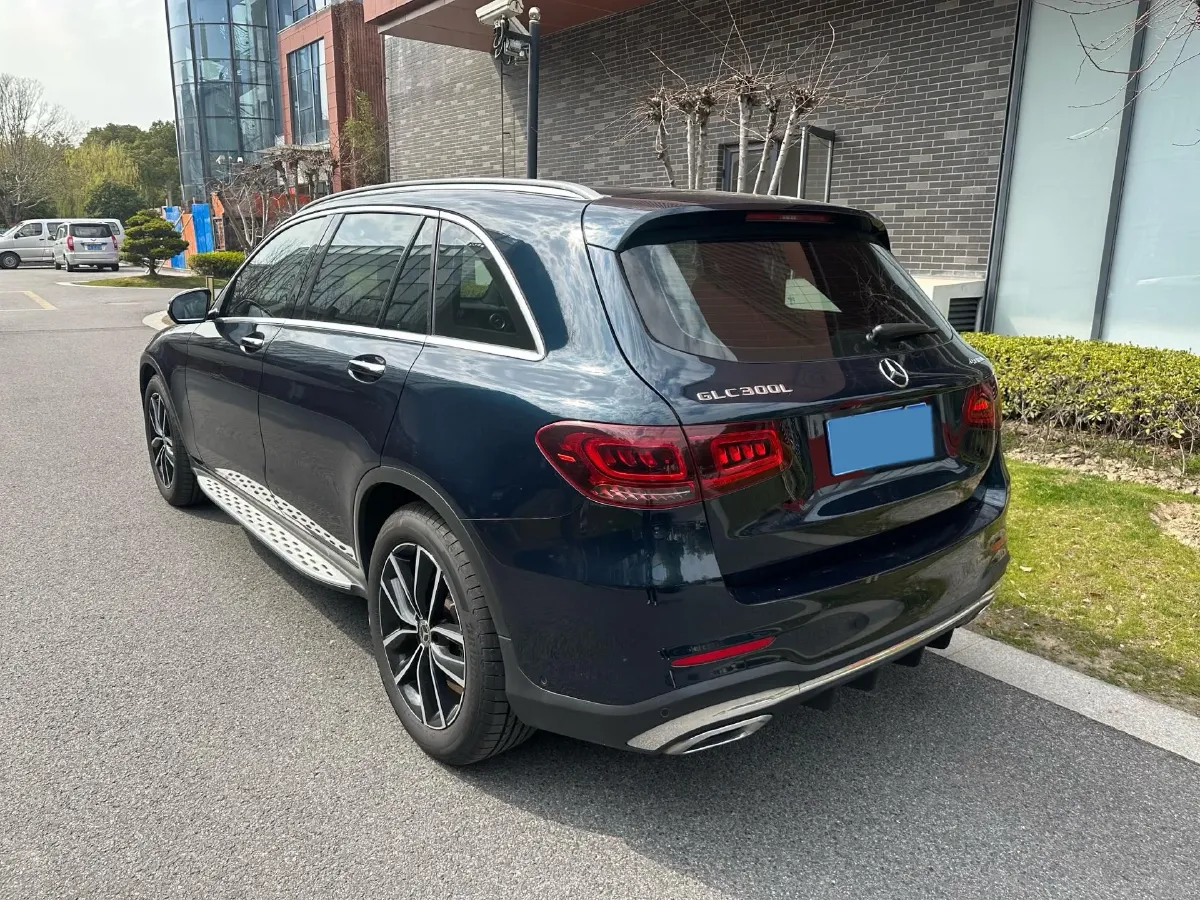 2020 Mercedes-Benz GLC Class 2.0T 258HP L4 9AT,autocango,china used car exporter,china ev exporter,chinese used car exporter,chinese used ev exporter