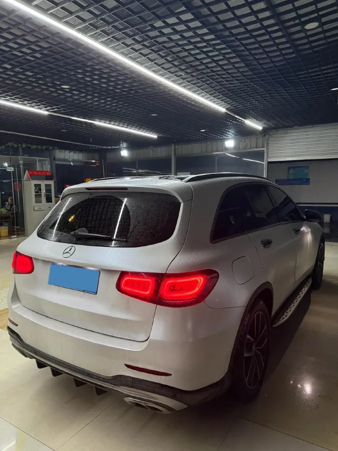 2021 Mercedes-Benz GLC Class 2.0T 258HP L4 9AT,autocango,china used car exporter,china ev exporter,chinese used car exporter,chinese used ev exporter