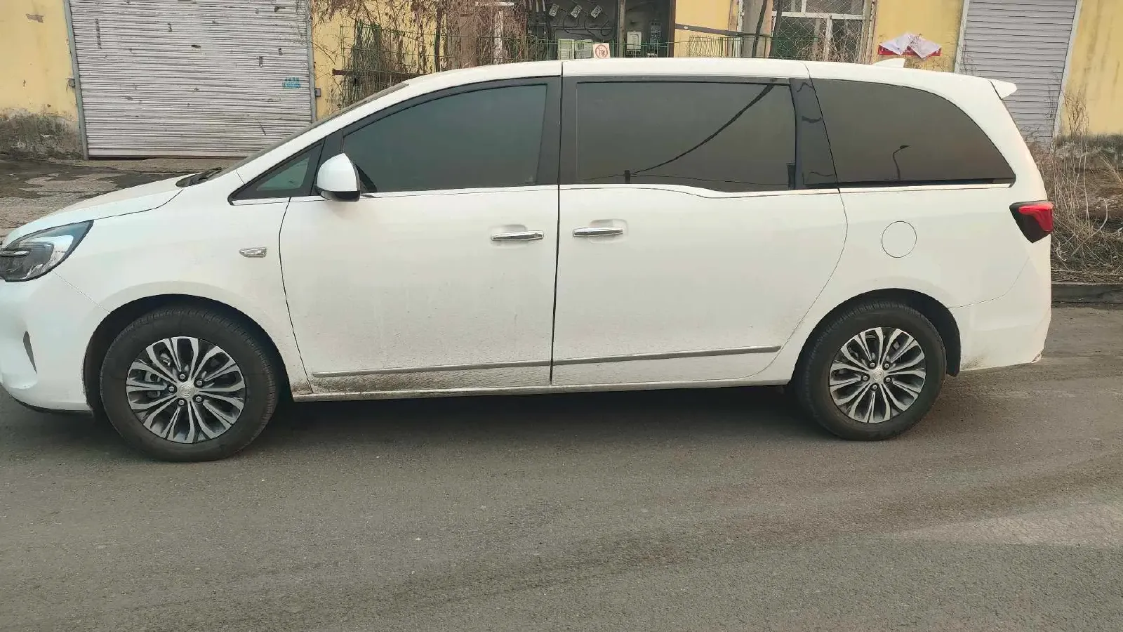 2021 Buick GL8 2.0T 237HP L4 9AT,autocango,china used car exporter,china ev exporter,chinese used car exporter,chinese used ev exporter