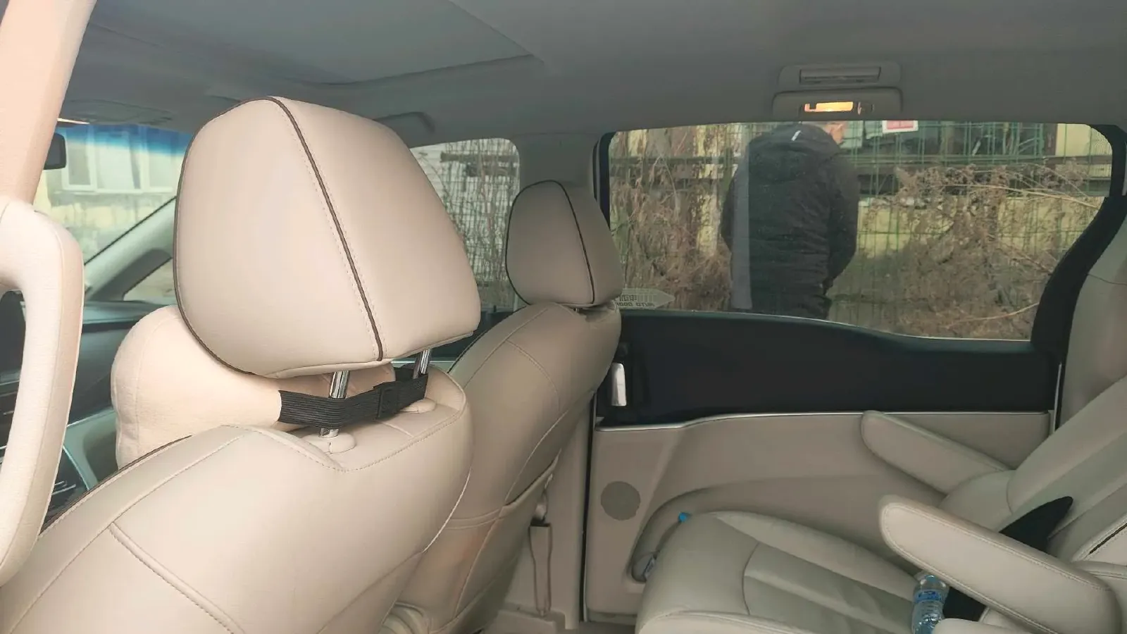 2021 Buick GL8 2.0T 237HP L4 9AT,autocango,china used car exporter,china ev exporter,chinese used car exporter,chinese used ev exporter