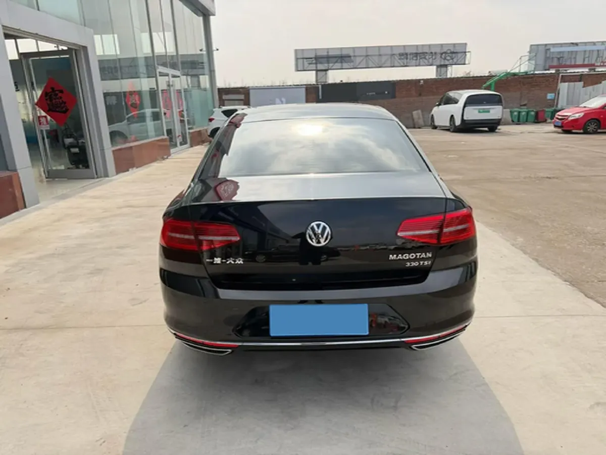 2018 Volkswagen Magotan 1.8T 180HP L4 7DCT,autocango,china used car exporter,china ev exporter,chinese used car exporter,chinese used ev exporter